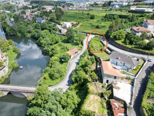 Terreno venda em Santo Tirso, Couto (Santa Cristina e São Miguel) e Burgães, Santo Tirso