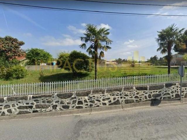 Terreno alugar em Santo Tirso, Porto