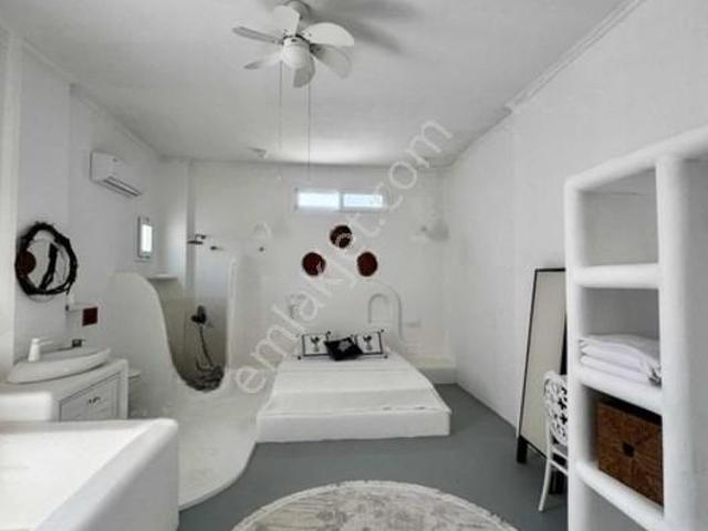 Çeşme, İzmir içerisinde kiralık Villa
