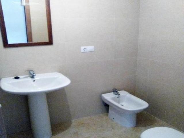 Piso en venta en Santovenia De Pisuerga, Castilla y León