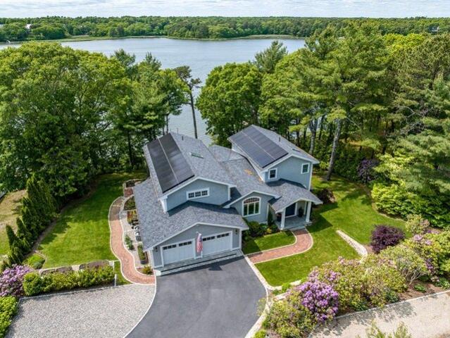 House for sale in Cotuit, Cotuit