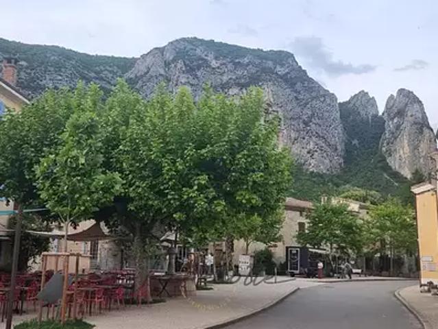 Maison vente à Die, Saou