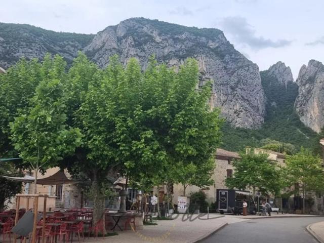 Maison vente à France métropolitaine, Saou