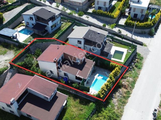 Akçay, Sapanca içerisinde satılık Villa