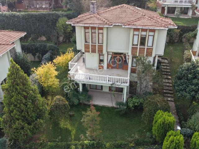 Muradiye, Sapanca içerisinde satılık Villa