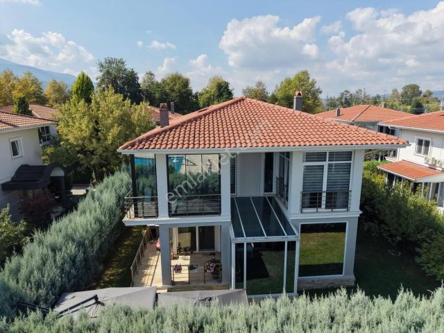 Sapanca, Sakarya içerisinde satılık Villa