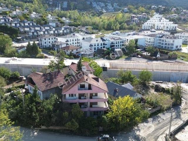 Hacımercan, Sapanca içerisinde satılık Bina