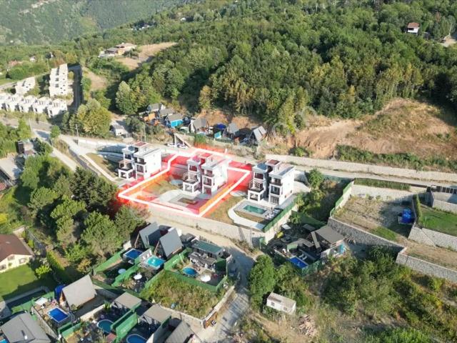 Memnuniye, Sapanca içerisinde satılık Villa