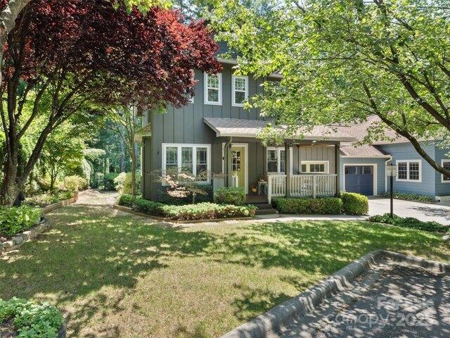 House for sale in Waynesville