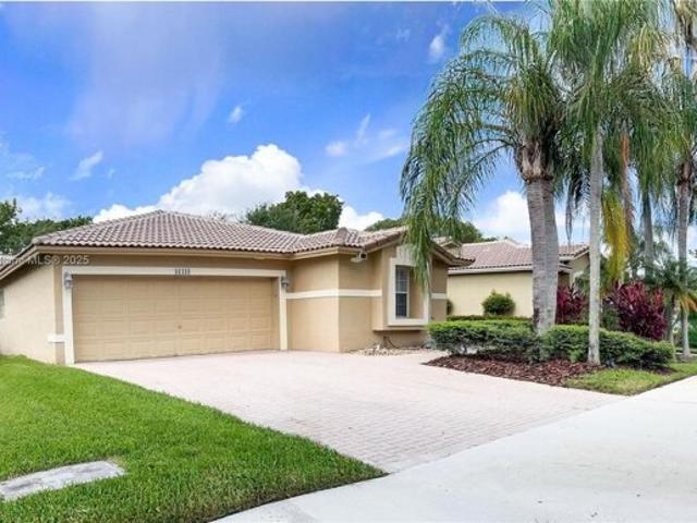 House for sale in Weston House for sale in Weston