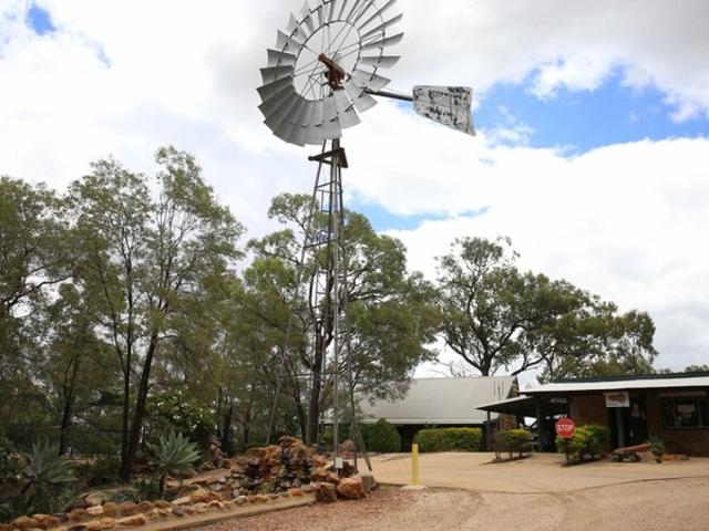 Townhouse for sale in Sapphire, Queensland