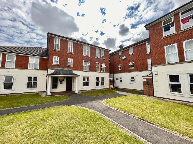 Apartment for rent in Sydenham, Green Close