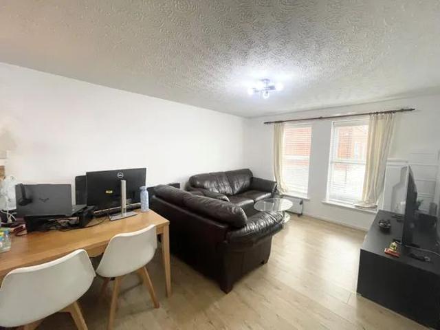 Apartment for rent in Sydenham, Warwick