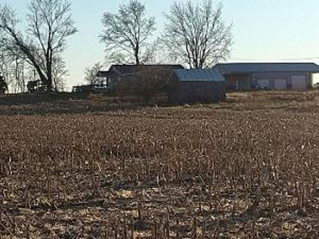 House for sale in Clay City, Illinois