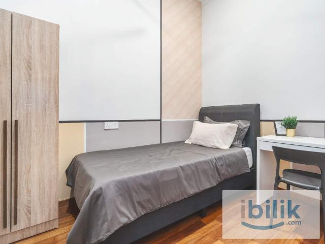 Room for rent in Petaling, Damansara Damai
