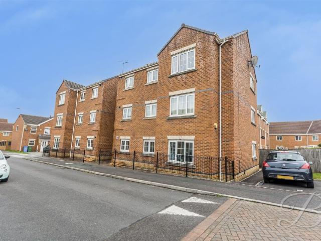 Apartment for rent in Berry Hill, Potters Corner