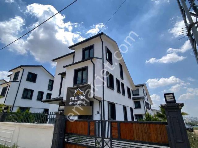 Sariçam, Adana içerisinde satılık Villa