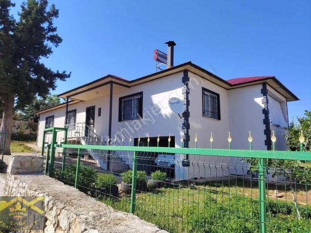 Erdemli, Mersin içerisinde satılık Villa