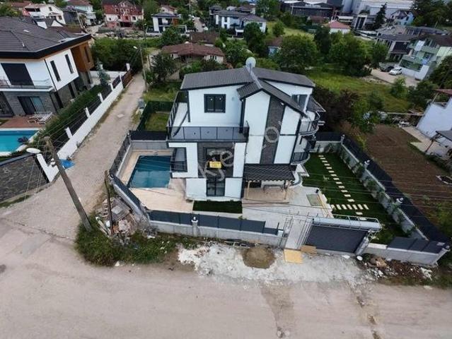 Kartepe, Kocaeli içerisinde satılık Villa