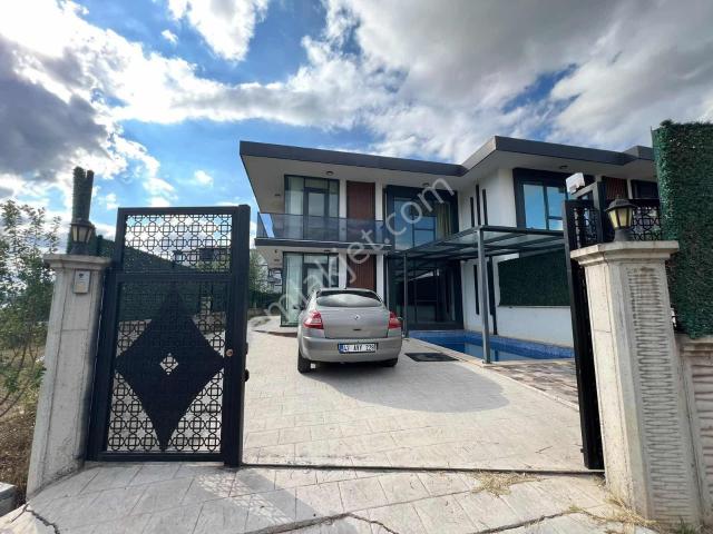 Sarımeşe Mahallesi, Kartepe içerisinde satılık Villa