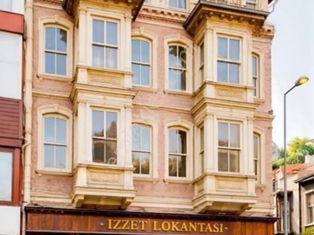 Büyükdere Mahallesi, Sarıyer içerisinde satılık Villa