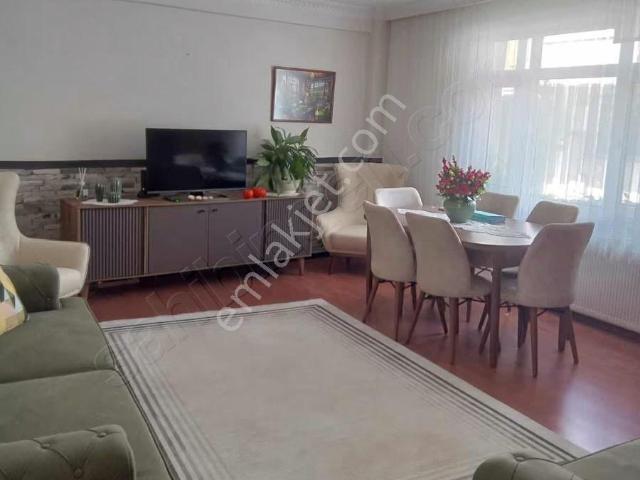 Sariyer, İstanbul içerisinde kiralık mülk