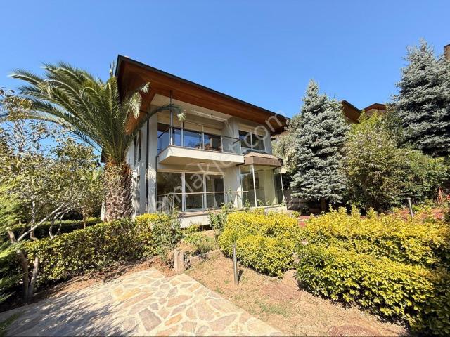 Sariyer, İstanbul içerisinde kiralık Villa