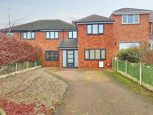 House for sale in Four Oaks