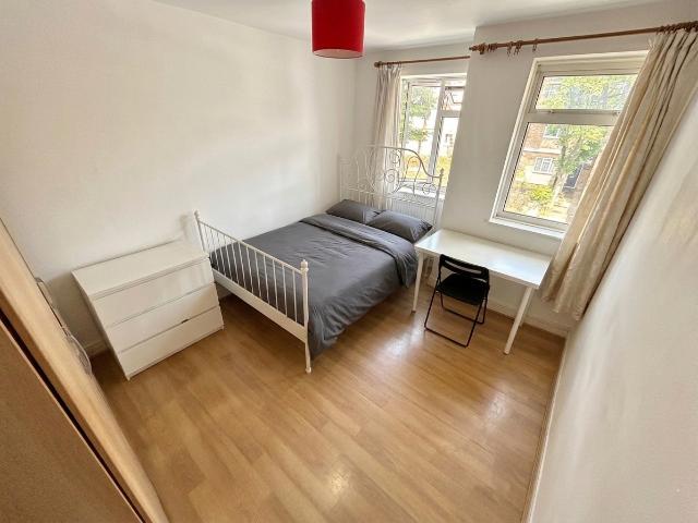 Room for rent in Canary Wharf, Greater London