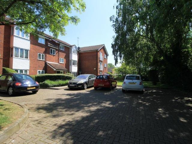 Apartment for rent in London Borough of Ealing, Greater London