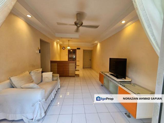 Flat for sale in Petaling, Subang Jaya