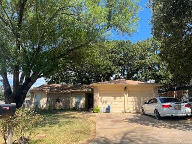 House for sale in Arlington