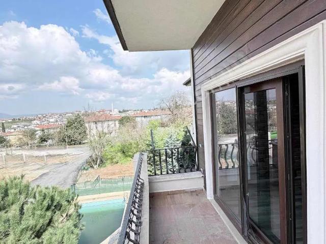 Gölcük, Kocaeli içerisinde satılık Villa