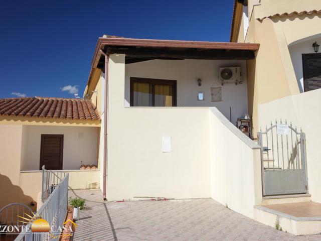 Casa in vendita a Agrustos