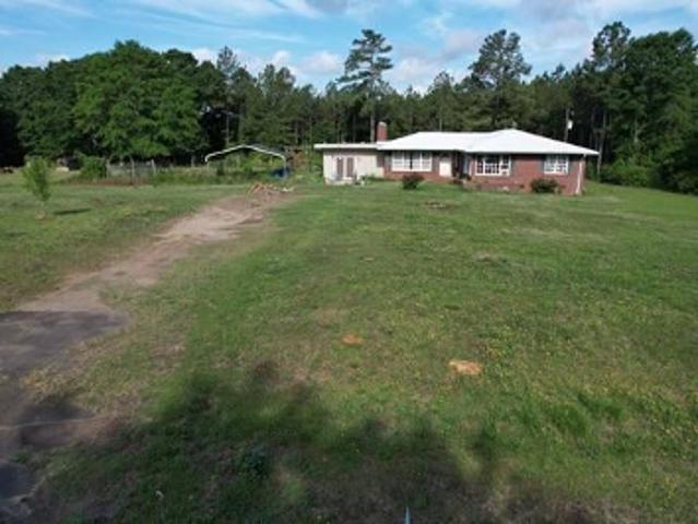 House for sale in Saluda, South Carolina