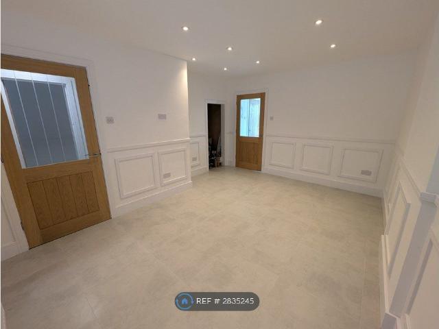 House for rent in Milverton, Green Close