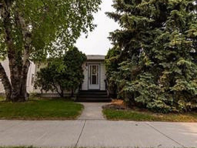 House for sale in East St. Paul, Manitoba