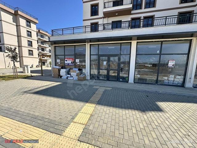 Sancaktepe, İstanbul içerisinde satılık Dükkan