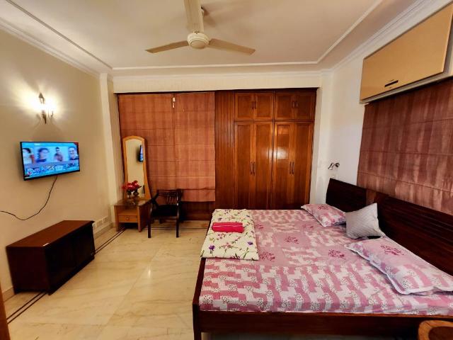 Flat for rent in Deri