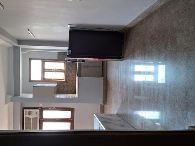 Flat for rent in Deri