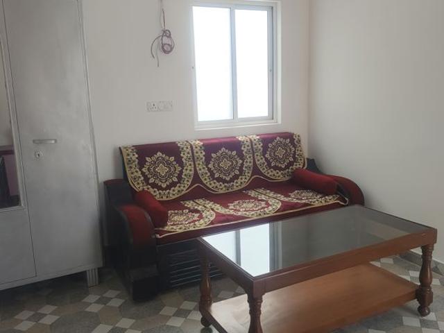 Flat for rent in Deri
