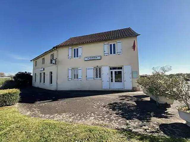 Maison vente à Nontron, Sarlande