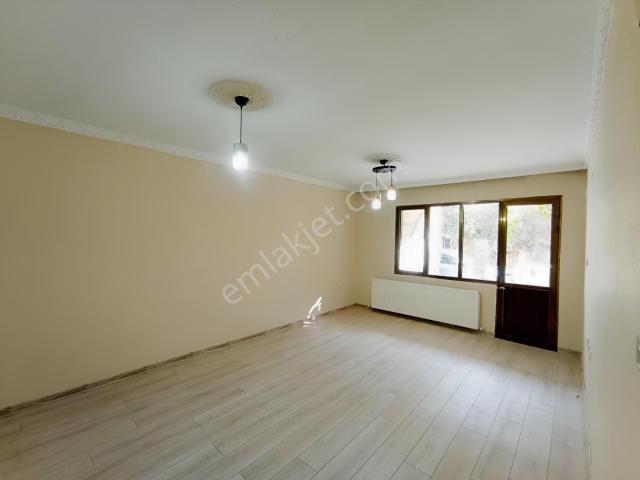 Hürriyet Mahallesi, Gaziemir içerisinde kiralık mülk