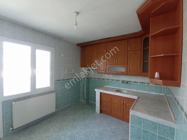 Hürriyet Mahallesi, Gaziemir içerisinde kiralık mülk