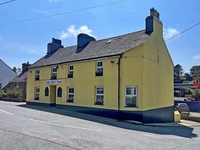 House for sale in Pwllheli