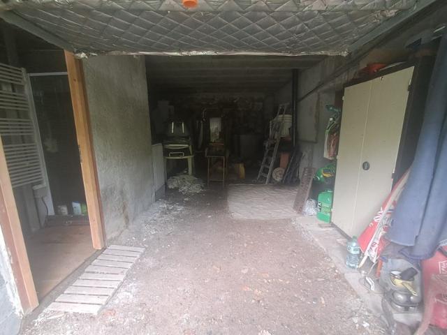 Garage vente à Bagnères-de-Bigorre, Sarrancolin