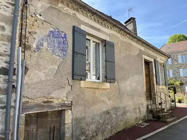 Maison vente à Nontron, Sarrazac