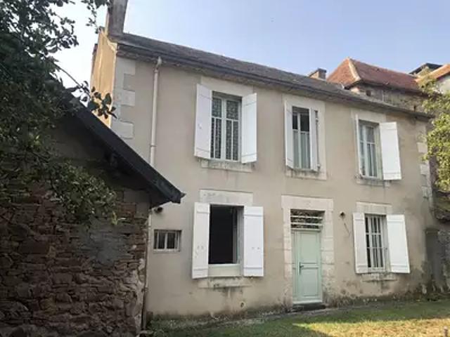 Maison vente à Nontron, Sarrazac