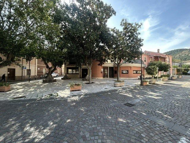 Casa in vendita a Sarroch, Sardigna/Sardegna