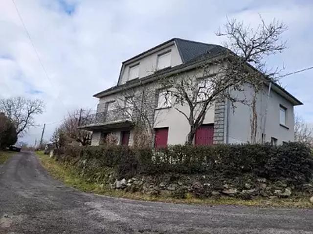 Maison vente à Ussel, Sarroux